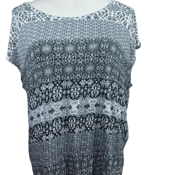 ⭐️Host Pick ⭐️Lucky Brand black and white boho print size large - Picture 2 of 9